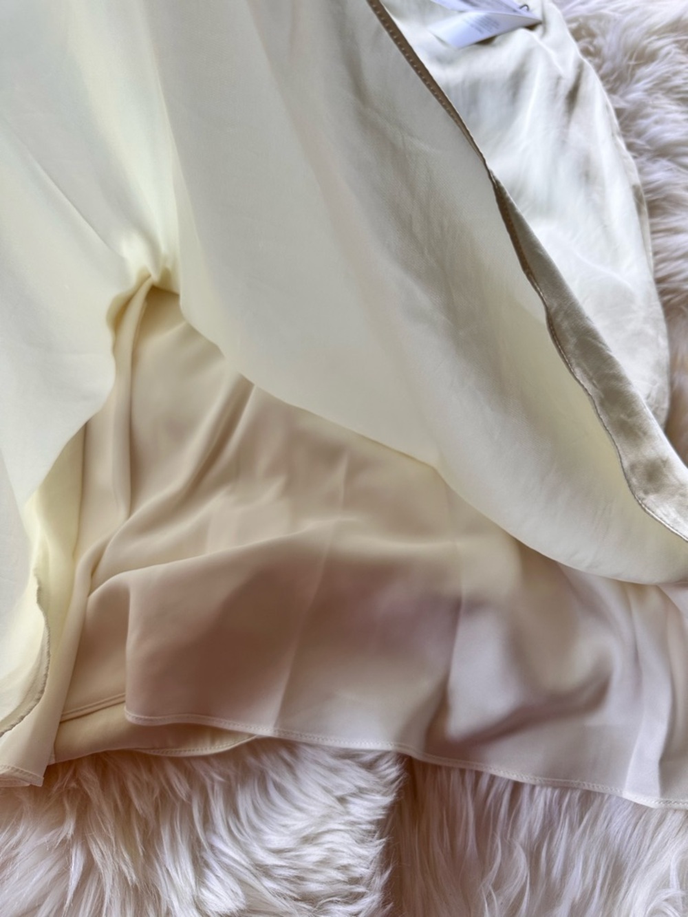 🤍 Theory Side Ruched Satin Skirt – Lemongrass – New With Tags - Picture 8 of 15